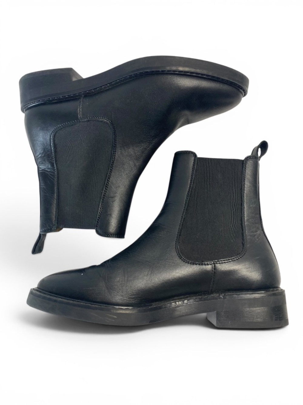 & Other Stories Leather Chelsea Ankle Boots Almond Toe Box in Black Size 7 - Picture 4 of 8